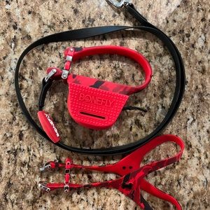 Bonefly harness and leash
